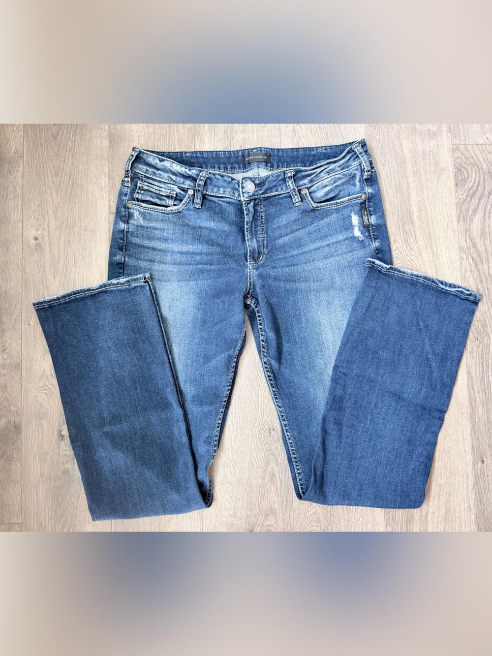 Silver Suki Skim Boot Jeans Medium Blue Wash Denim